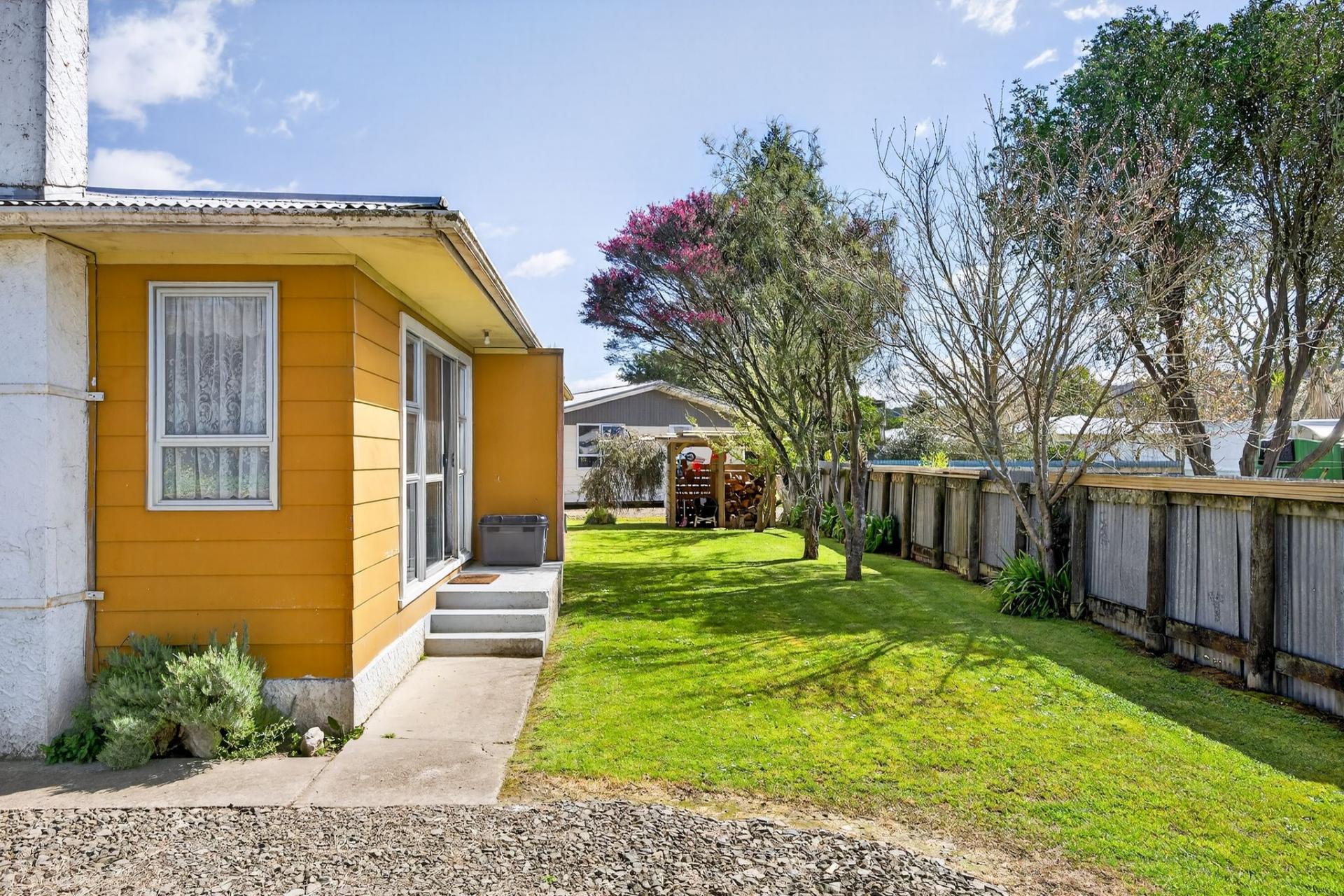 18 Library Road, Te Karaka