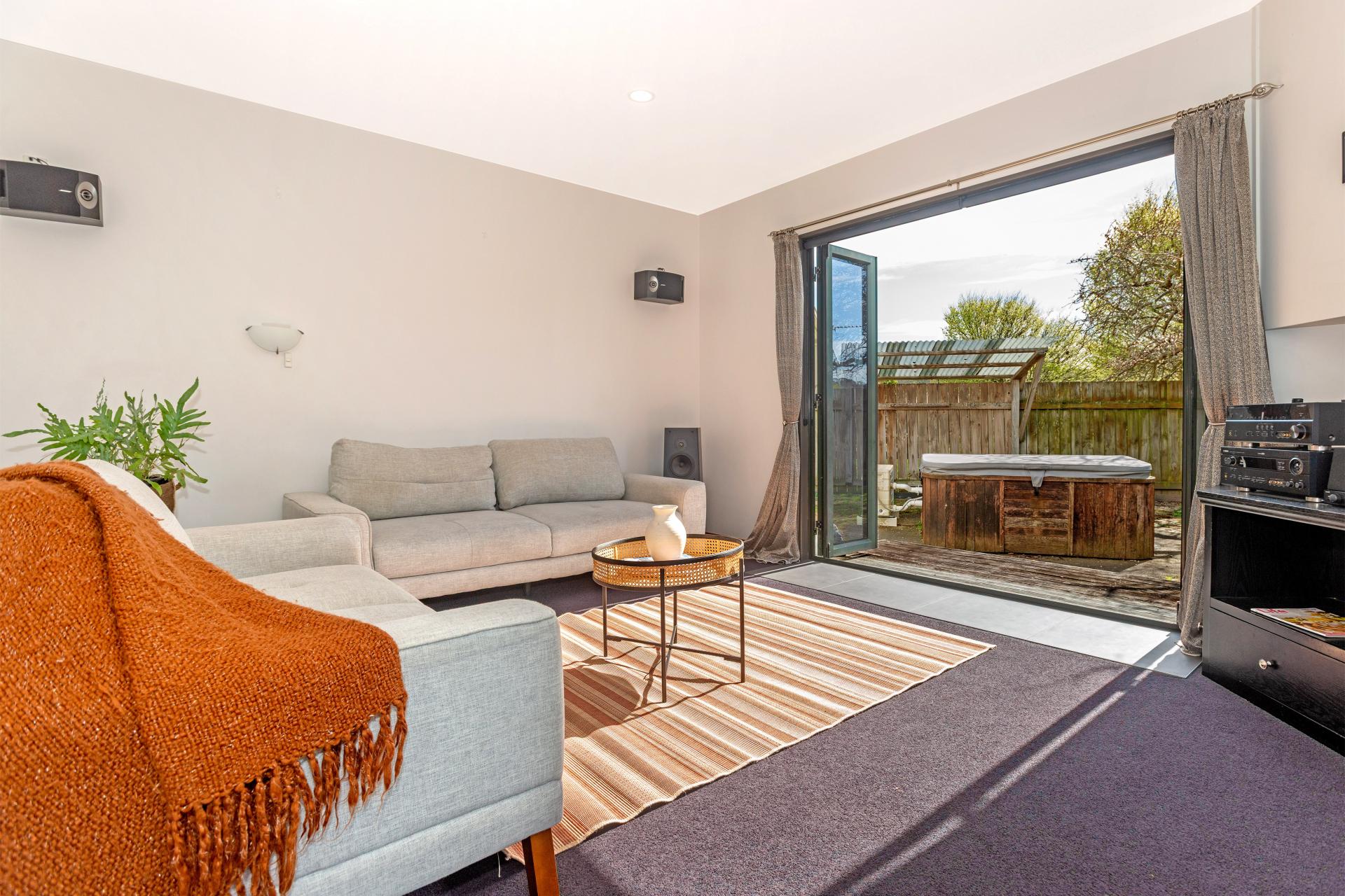 12 Ruru Avenue, Lytton West