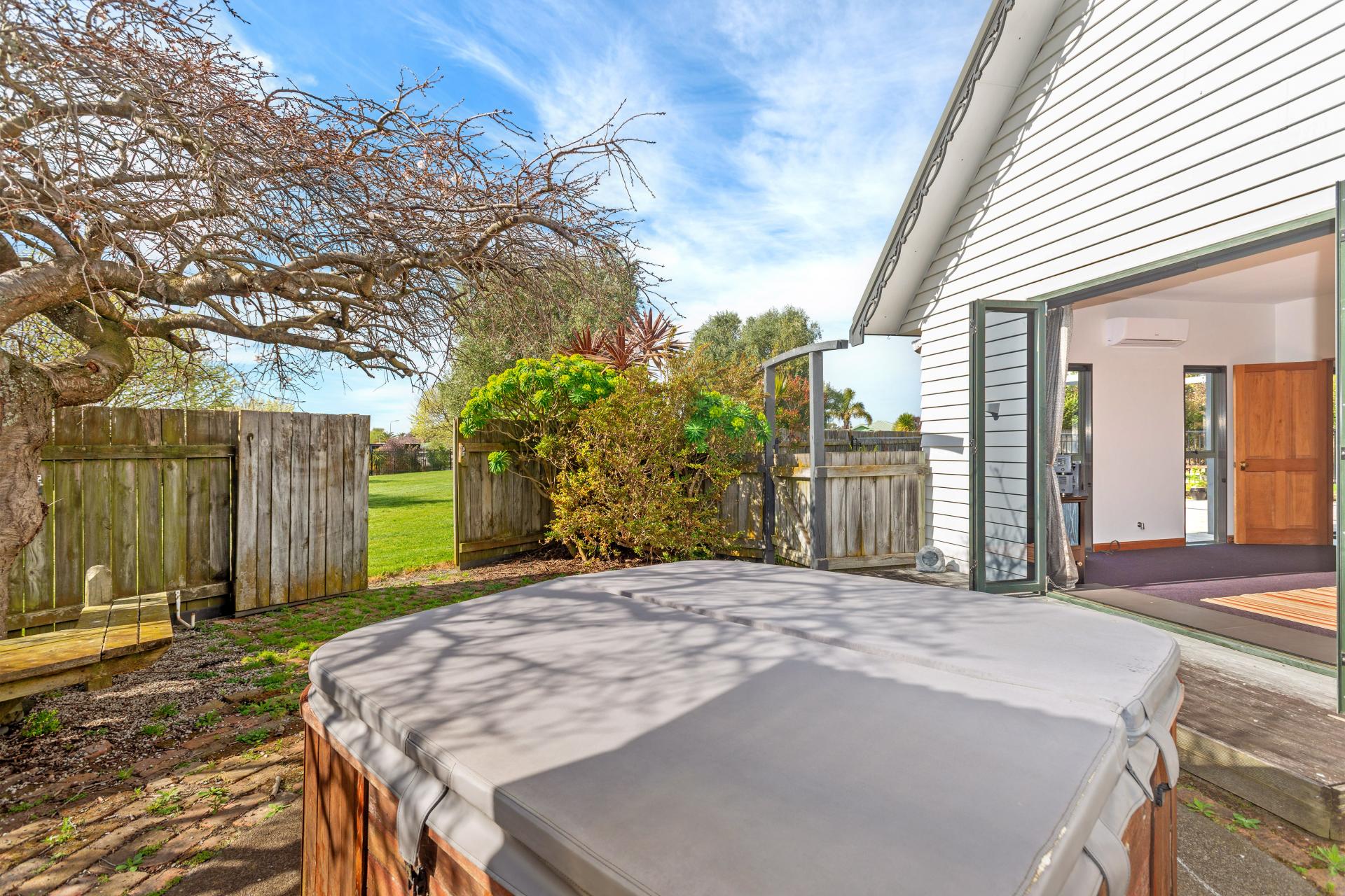 12 Ruru Avenue, Lytton West