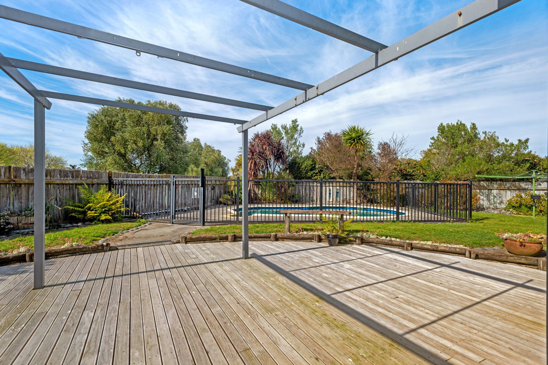 12 Ruru Avenue, Lytton West