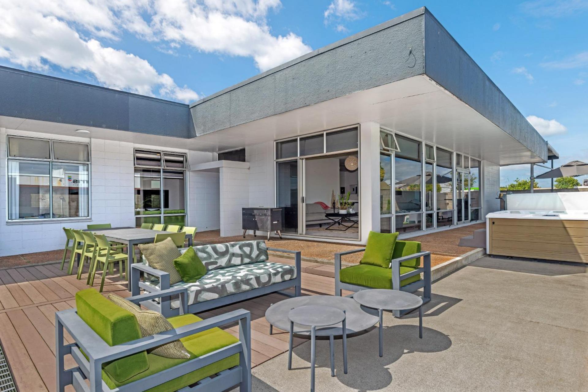 70 Disraeli St, Gisborne