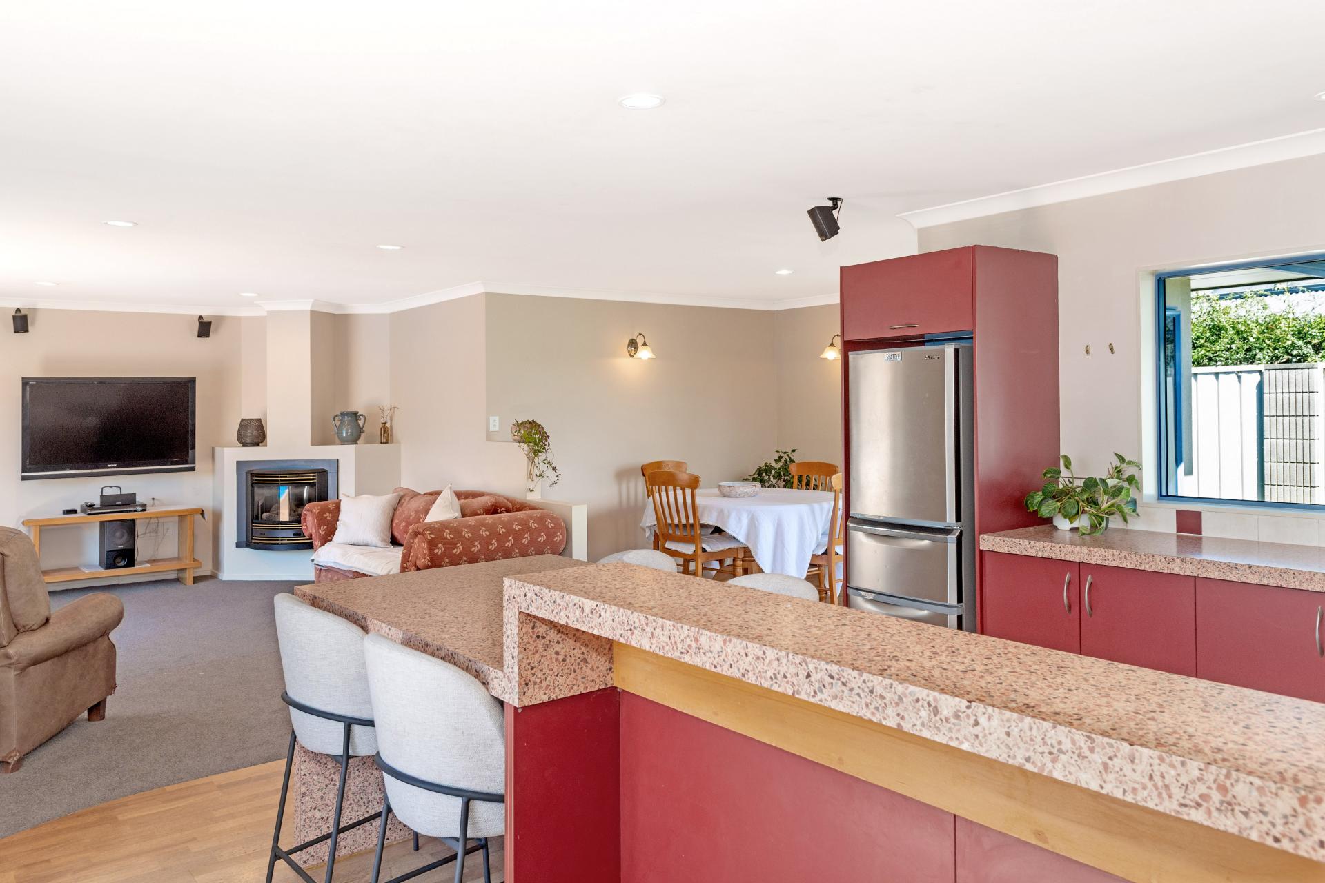 116 Potae Avenue, Lytton West