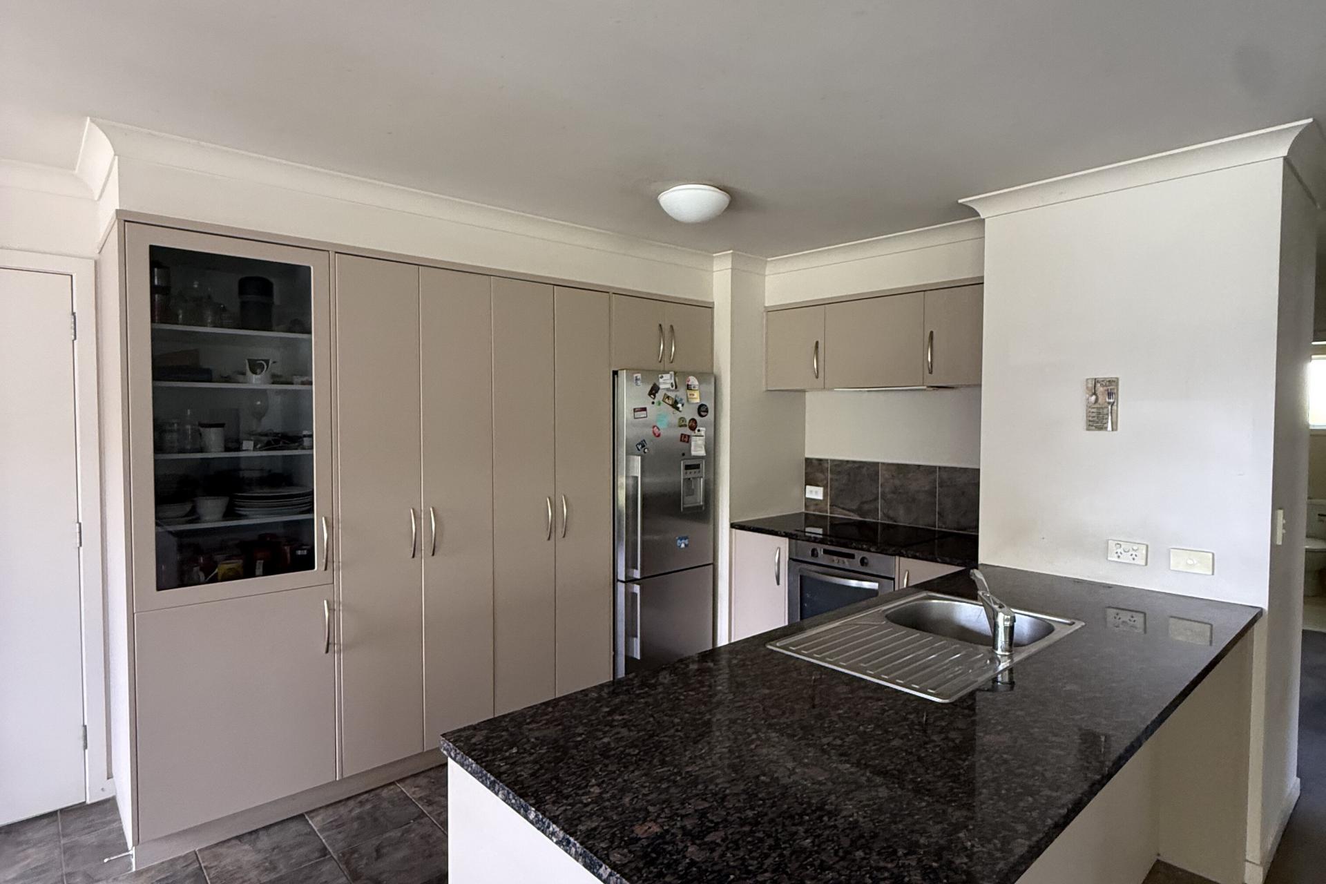 2/98A Riverside Road, Whataupoko