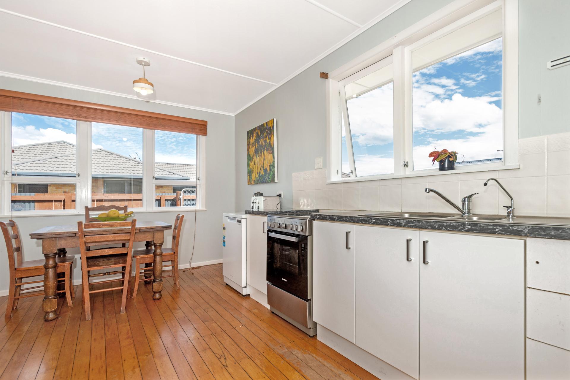 20 Leon Street, Riverdale