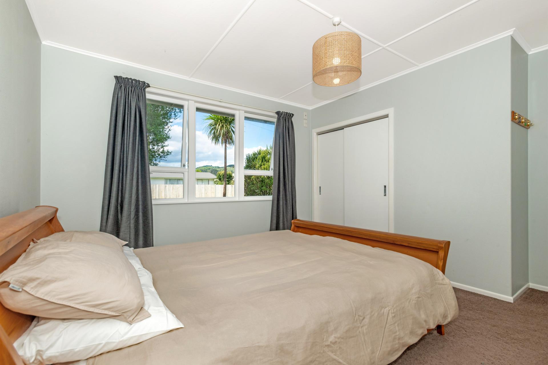 20 Leon Street, Riverdale