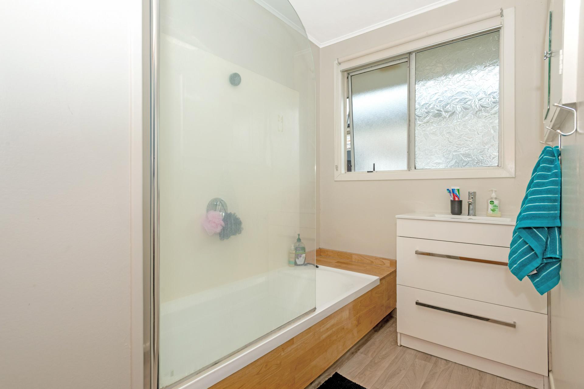 1,2 and 3, 447 Palmerston Road, Gisborne