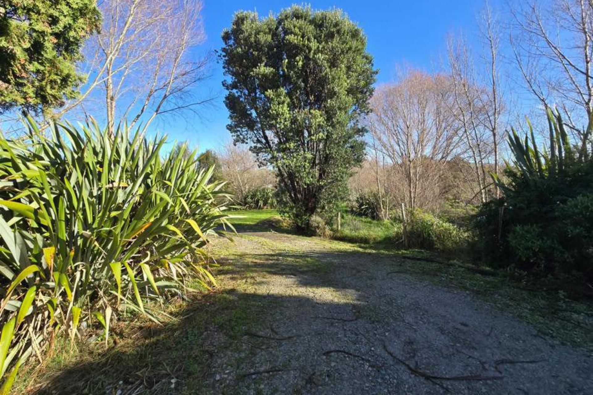 50 Waiomoko Road, Whangara