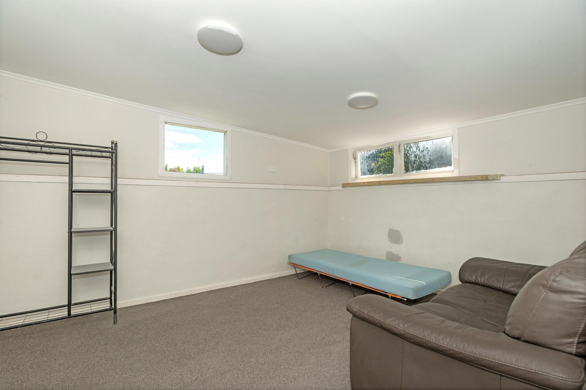 23 Haldane St, Elgin