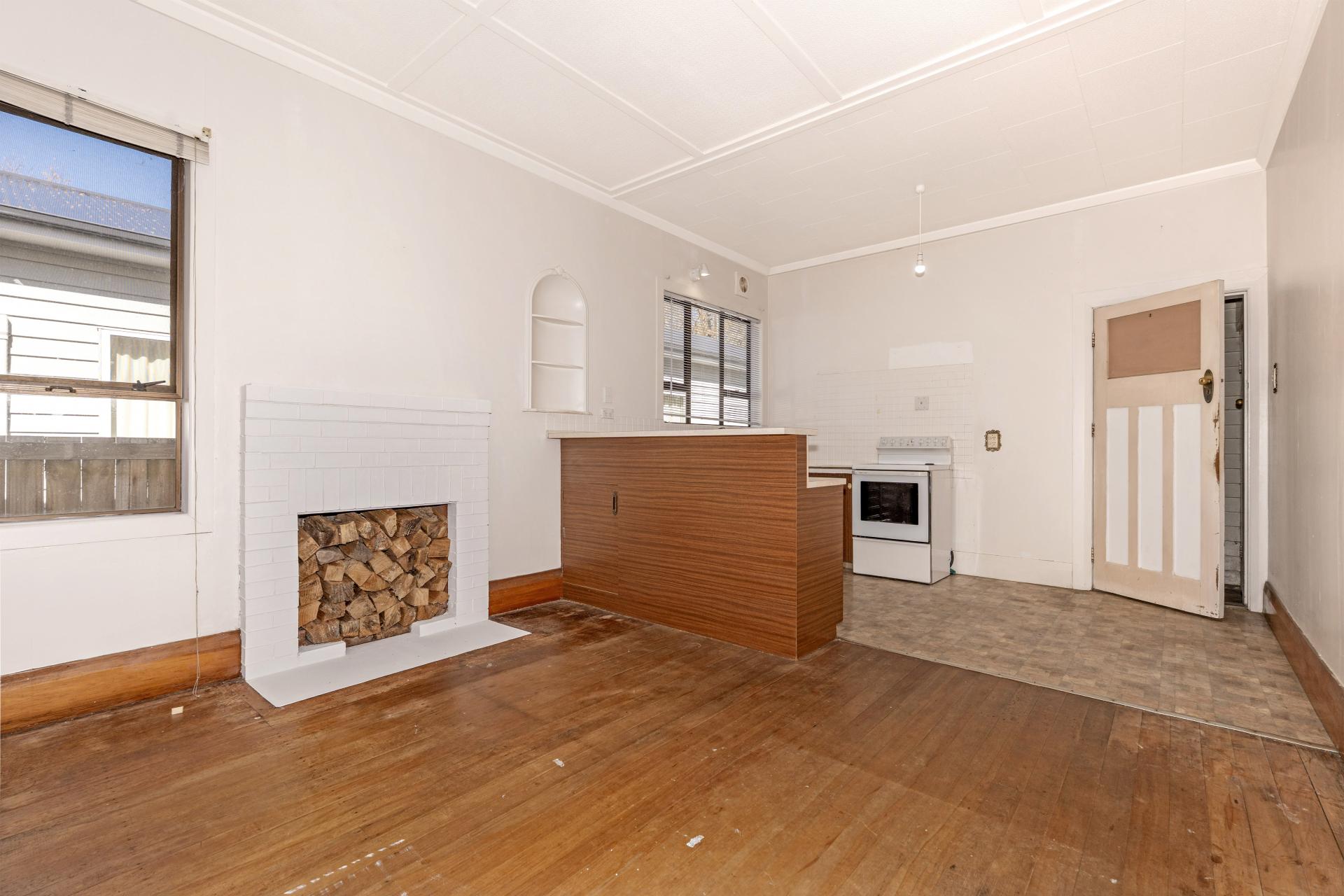 14 De Lautour Road, Kaiti