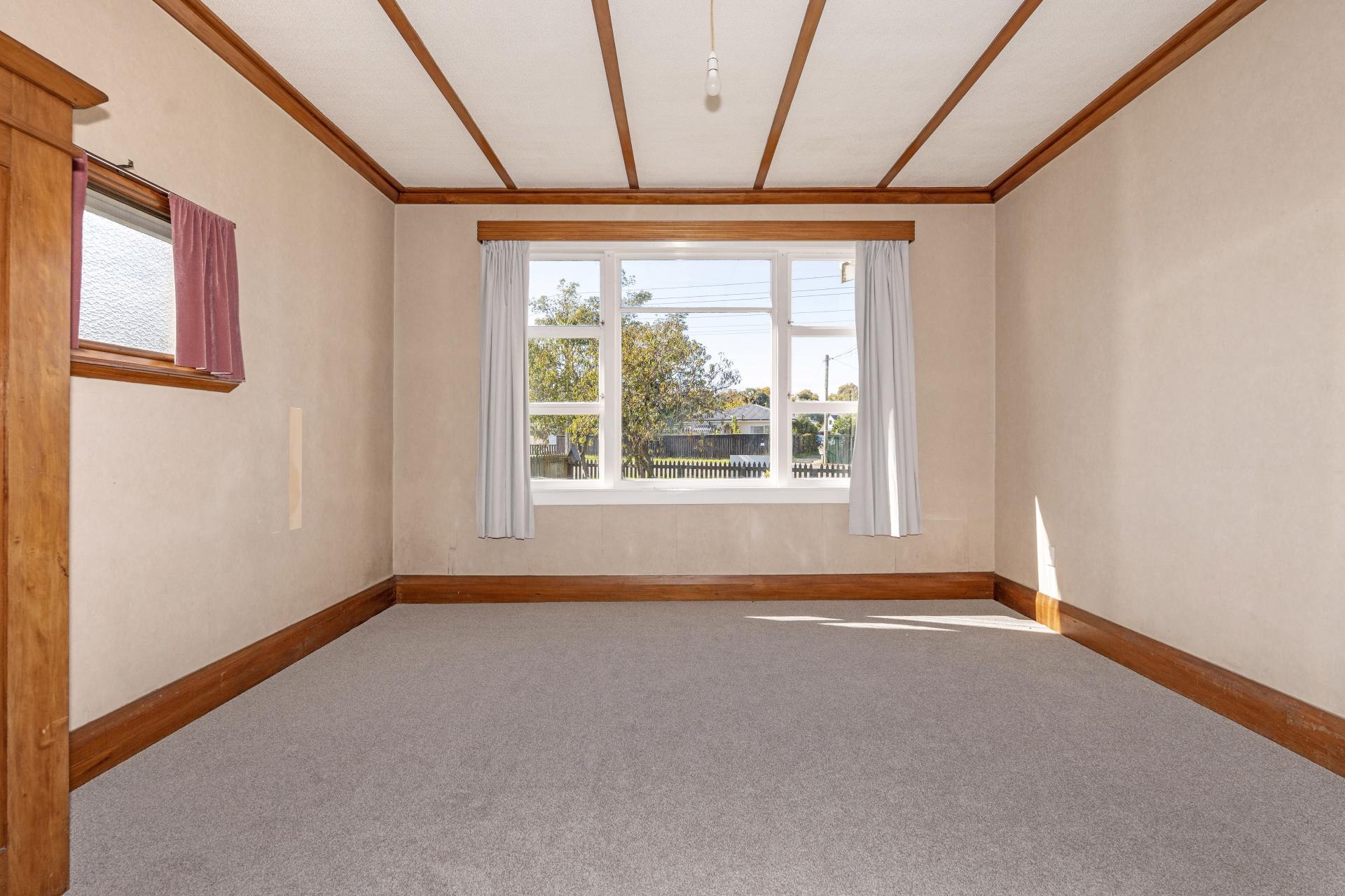 14 De Lautour Road, Kaiti