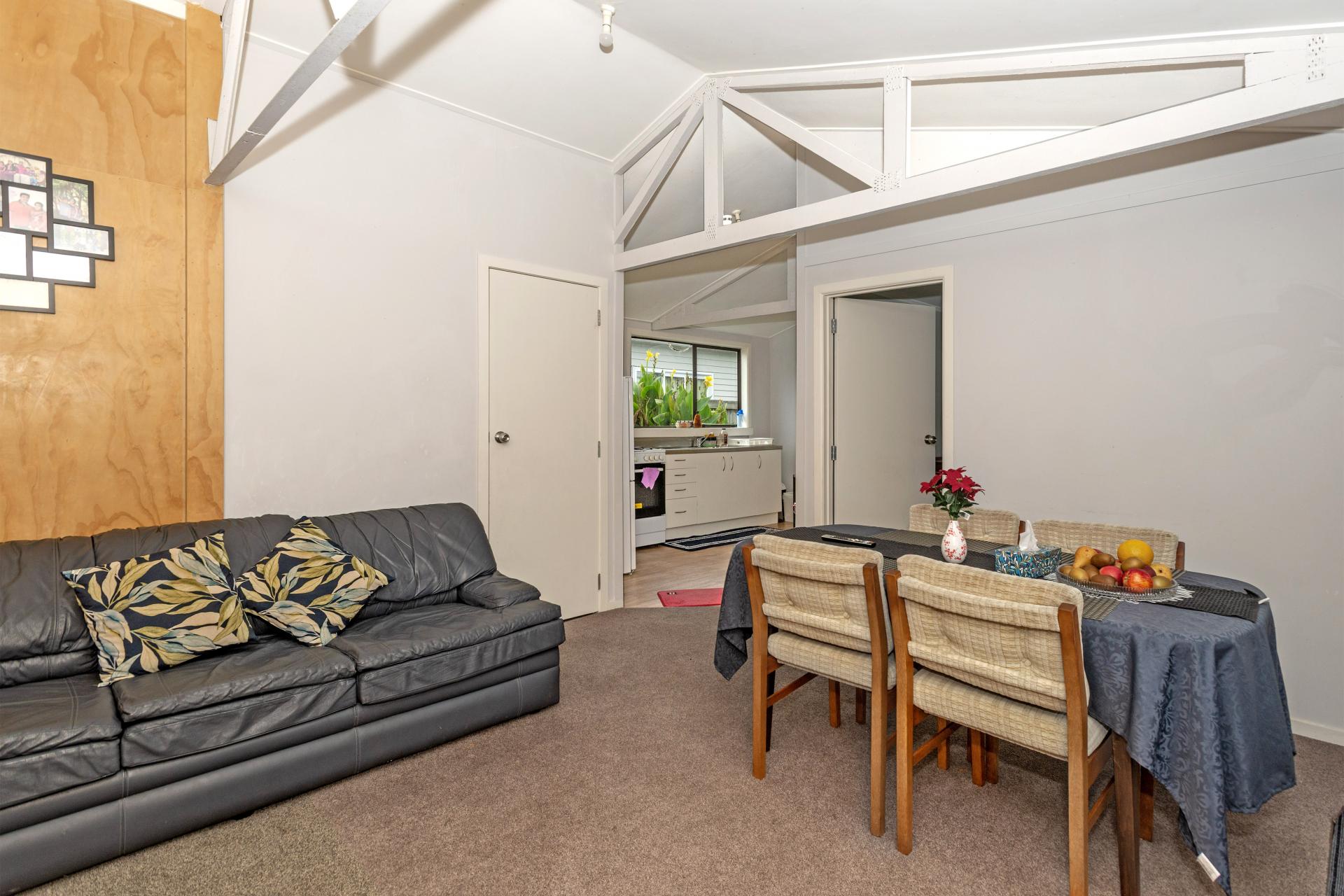 14 De Lautour Road, Kaiti