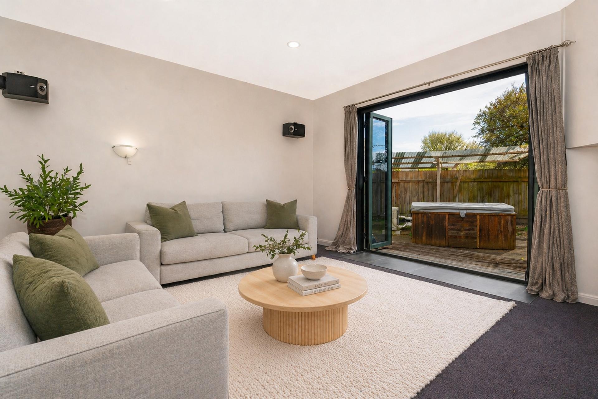 12 Ruru Avenue, Lytton West