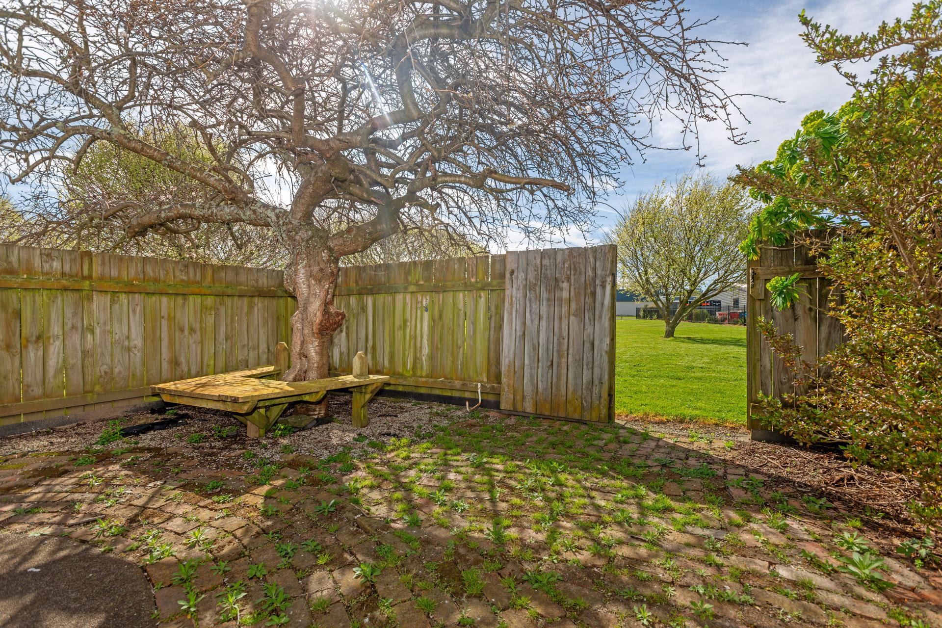 12 Ruru Avenue, Lytton West