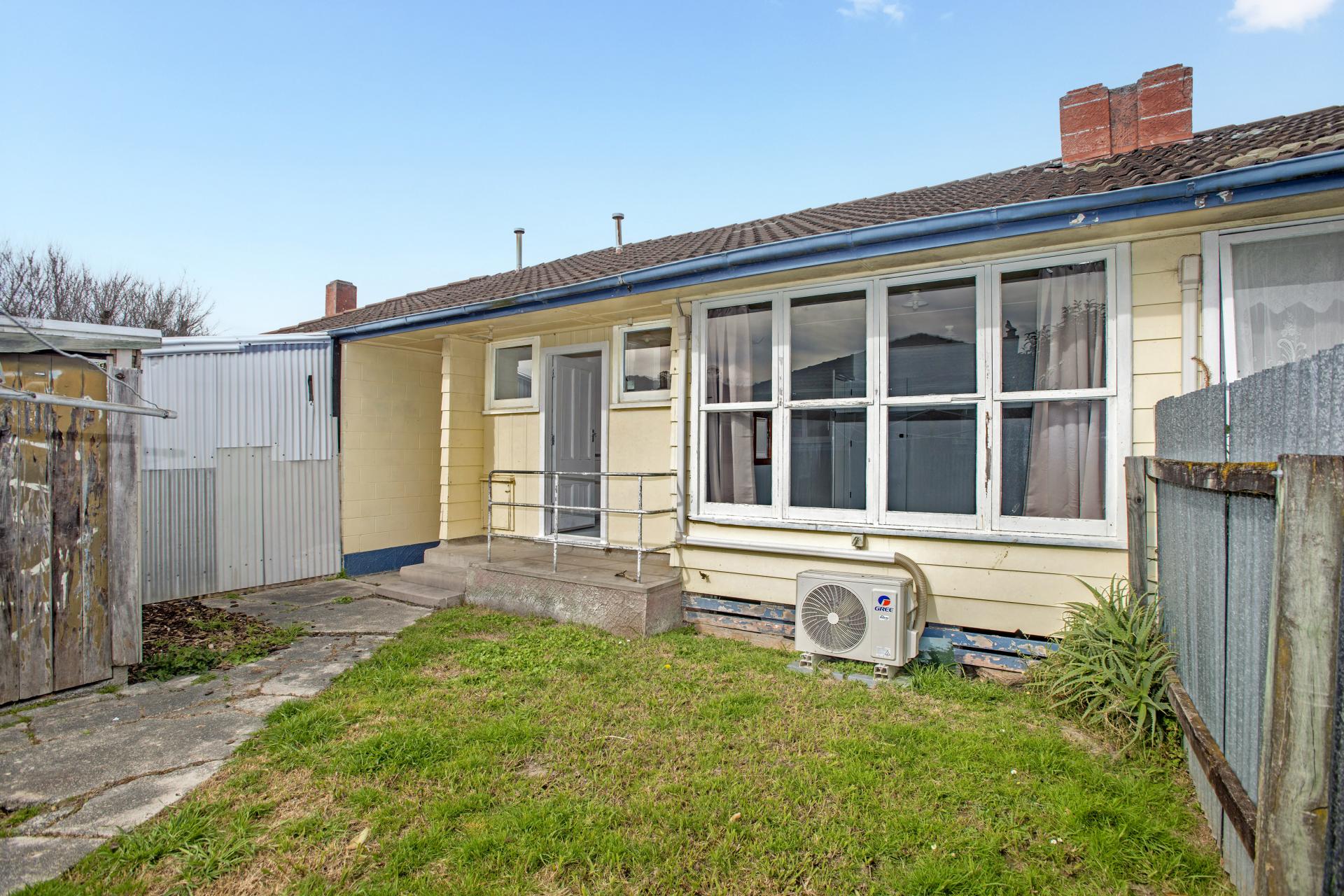 26,28,30 Cavendish Crescent, Outer Kaiti