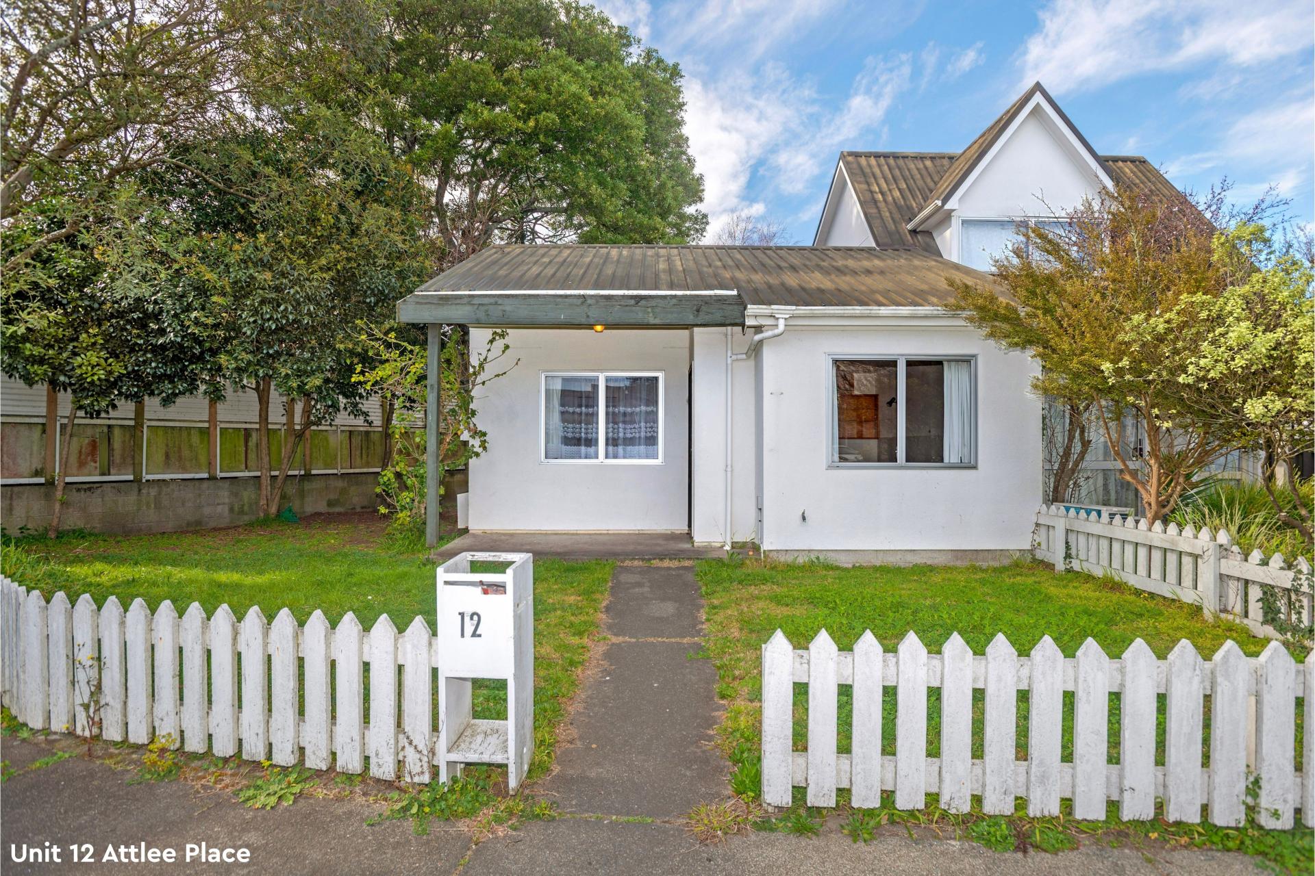 12 and 13 Attlee Place, Gisborne