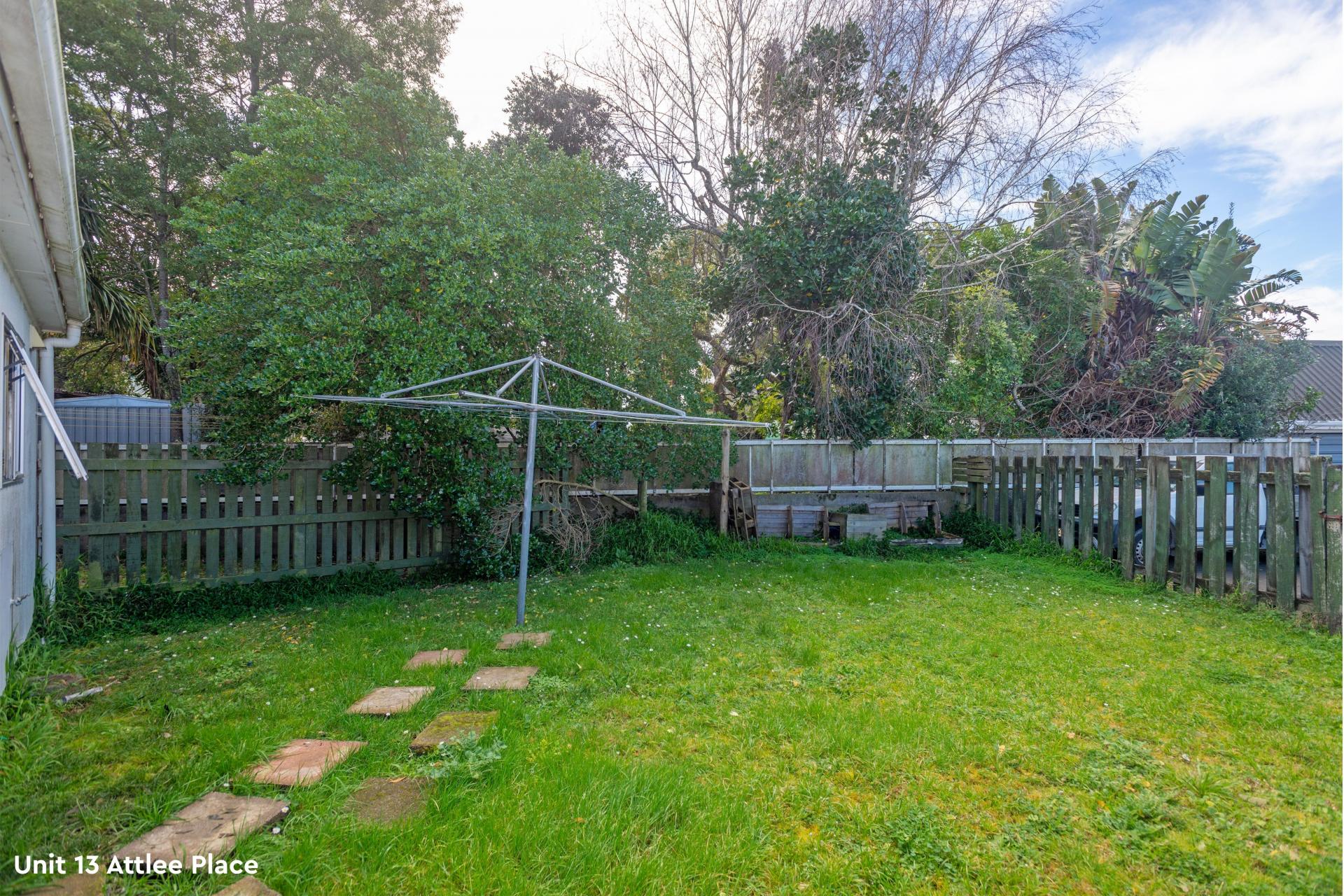 12 and 13 Attlee Place, Gisborne