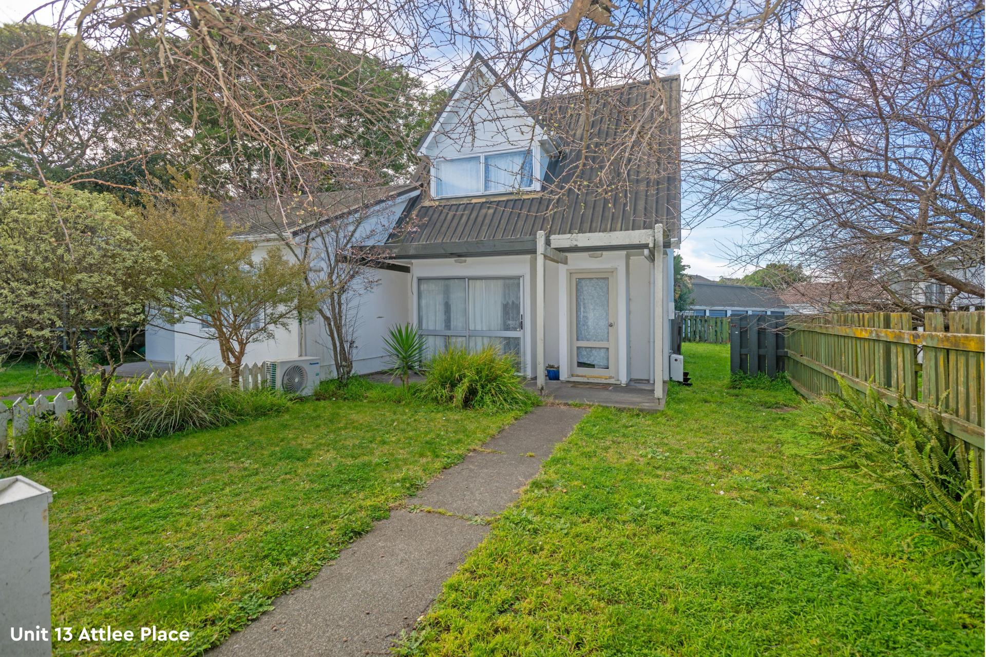 12 and 13 Attlee Place, Gisborne