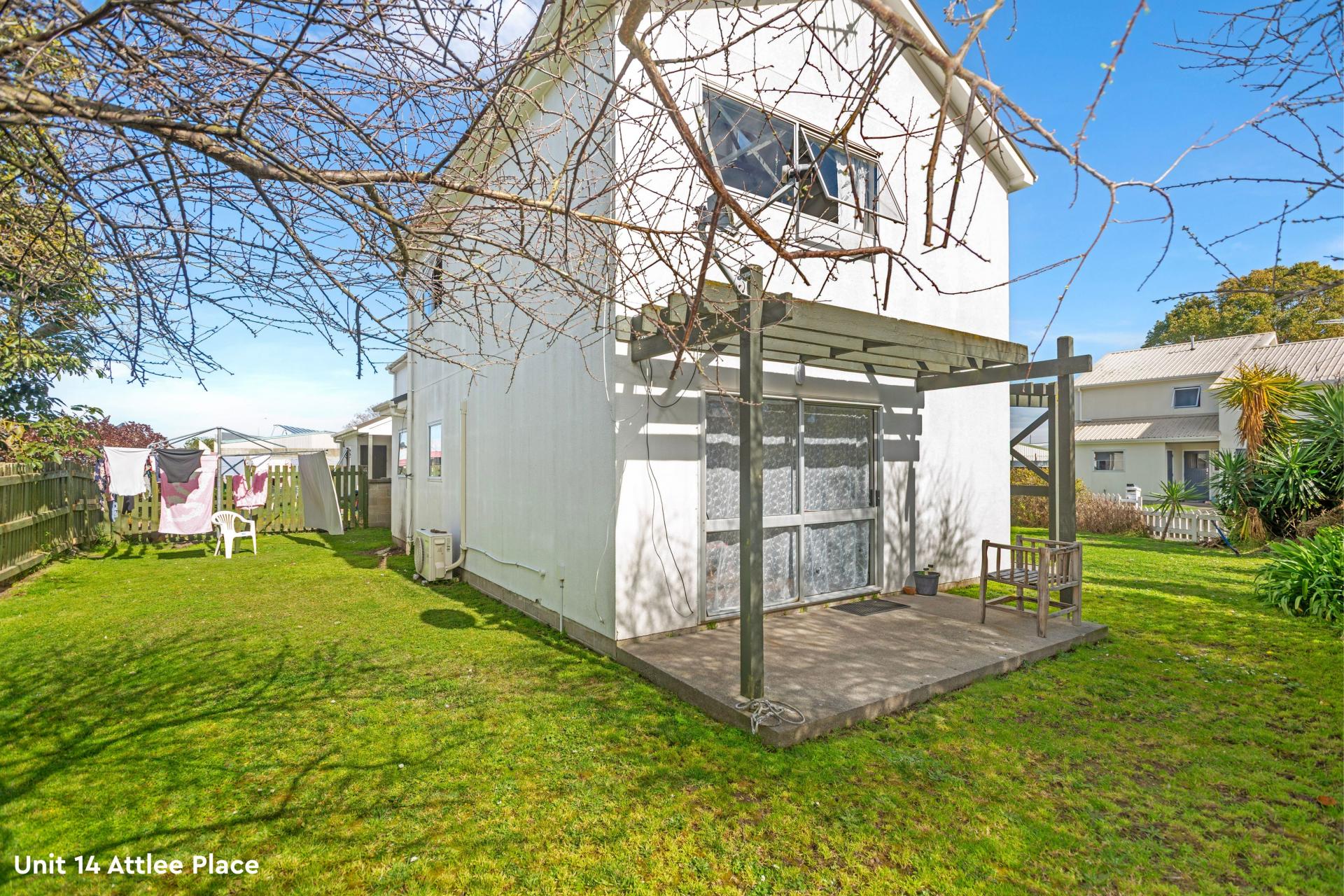 12 and 13 Attlee Place, Gisborne
