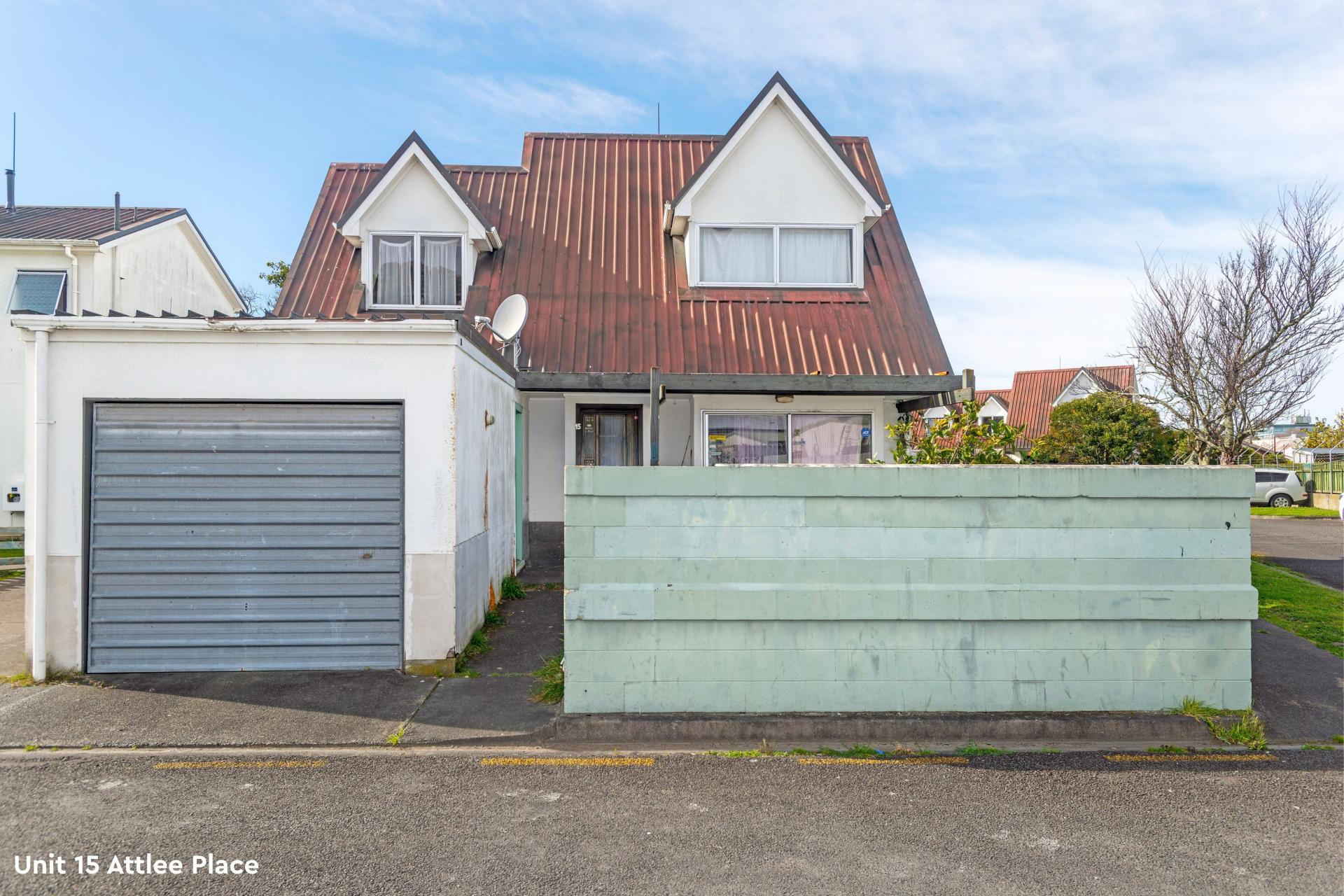 12 and 13 Attlee Place, Gisborne