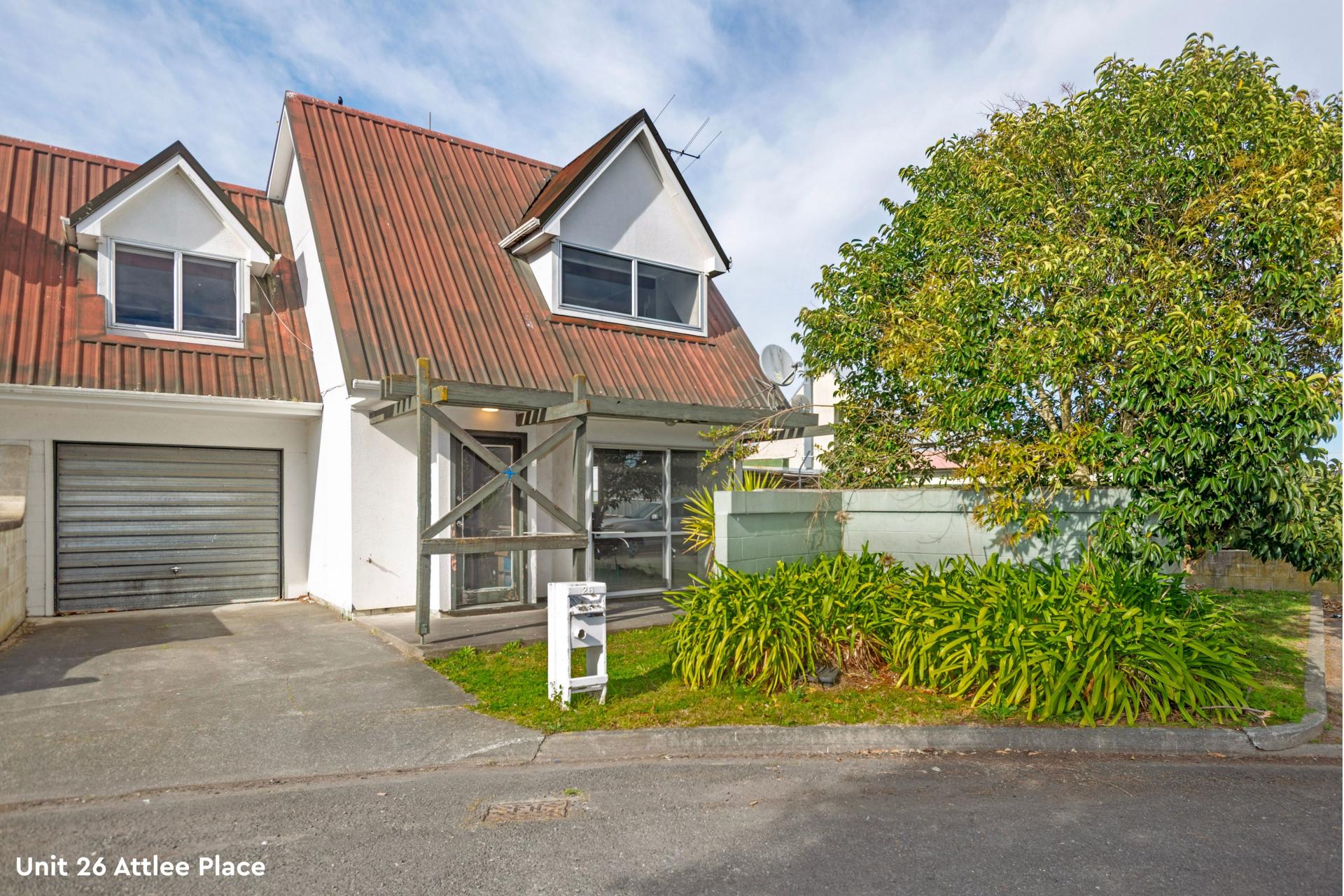 12 and 13 Attlee Place, Gisborne