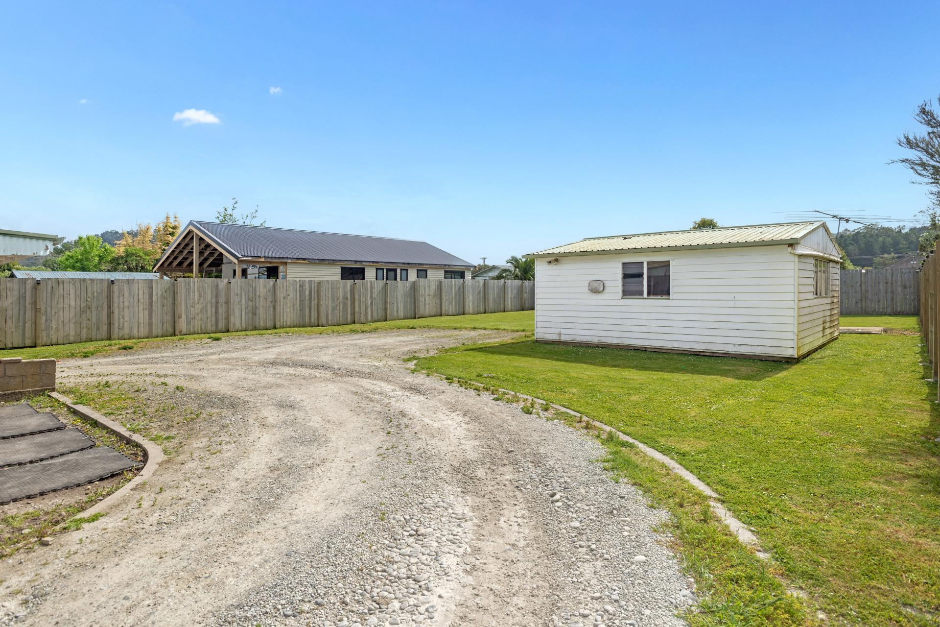 10 Daphne Street, Outer Kaiti