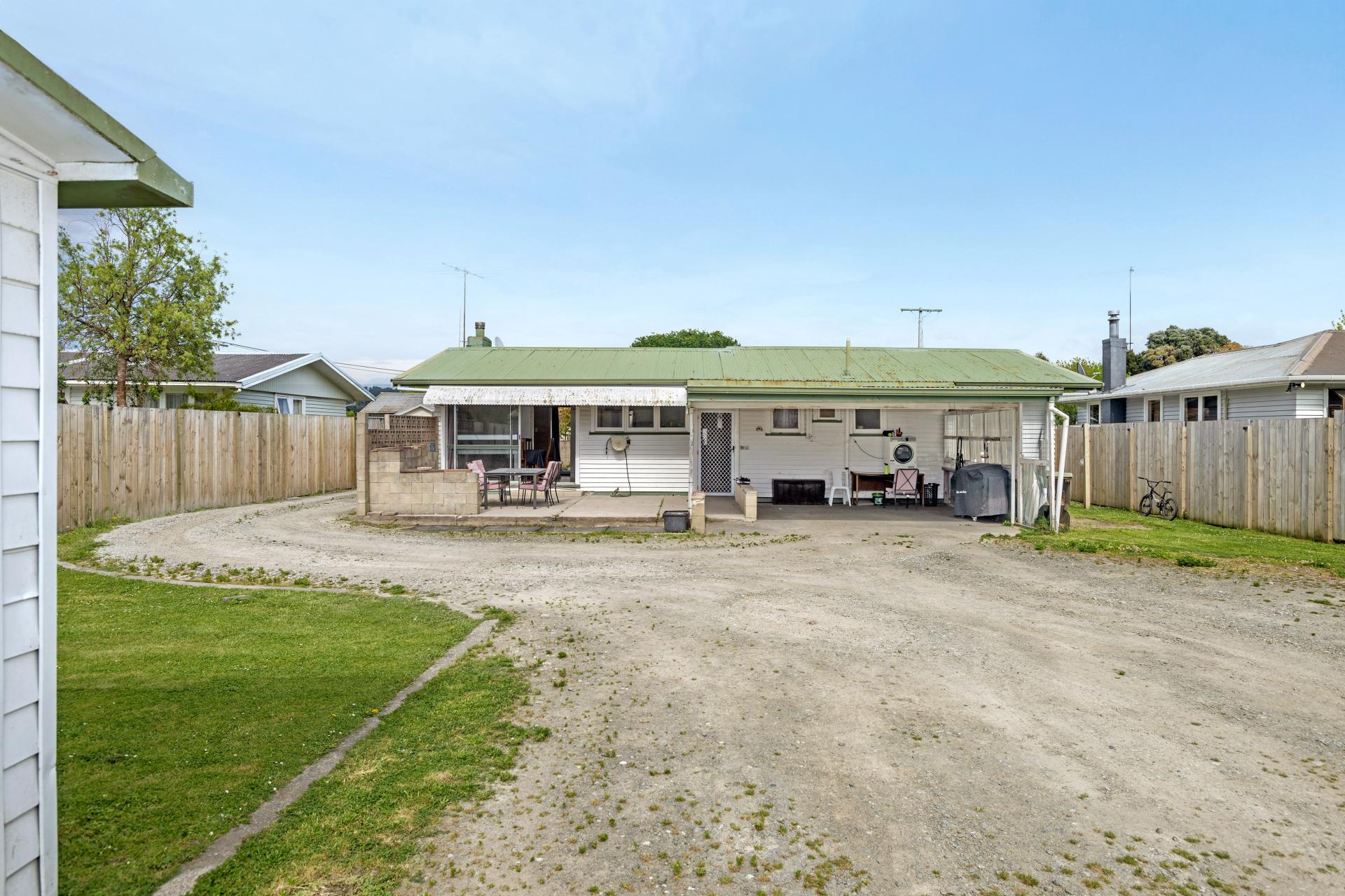 10 Daphne Street, Outer Kaiti