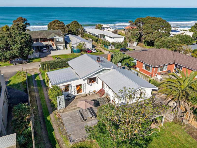 3-pare-street-wainui