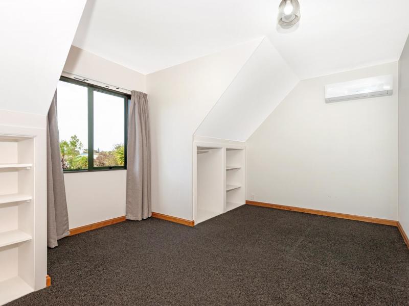12 Ruru Avenue, Lytton West