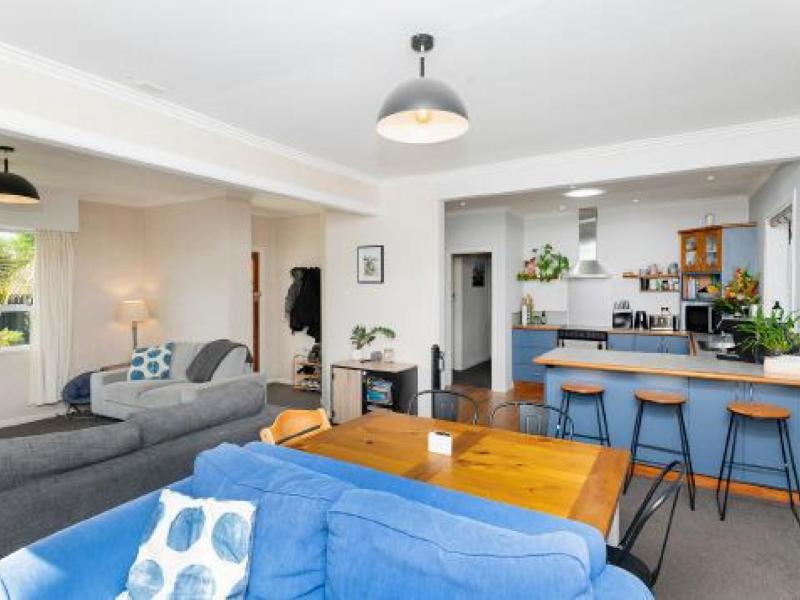 113 Lytton Road , Riverdale