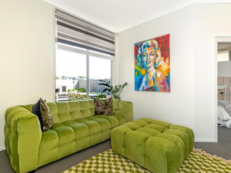 70 Disraeli St, Gisborne