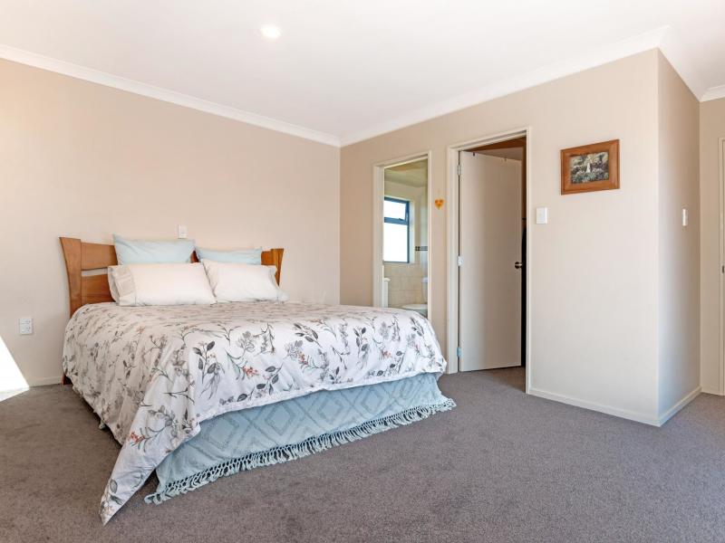 116 Potae Avenue, Lytton West