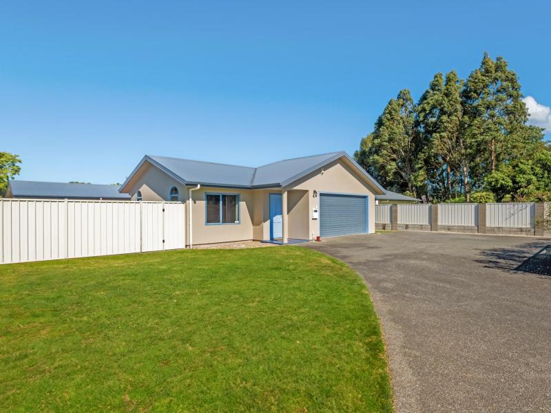 116 Potae Avenue, Lytton West