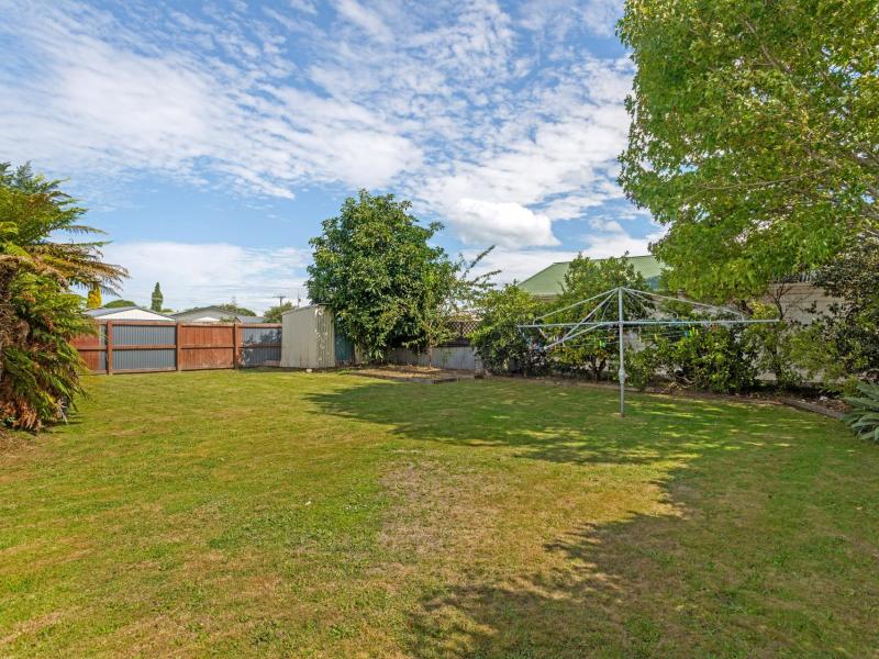 20 Leon Street, Riverdale