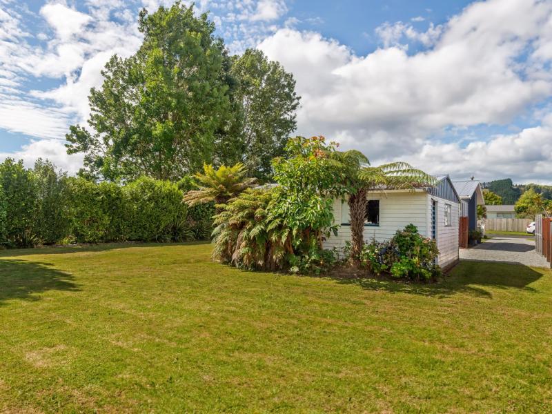 20 Leon Street, Riverdale