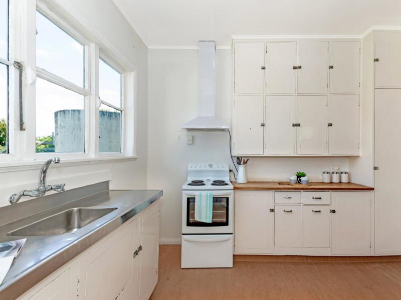 70 Centennial Crescent, Te Hapara