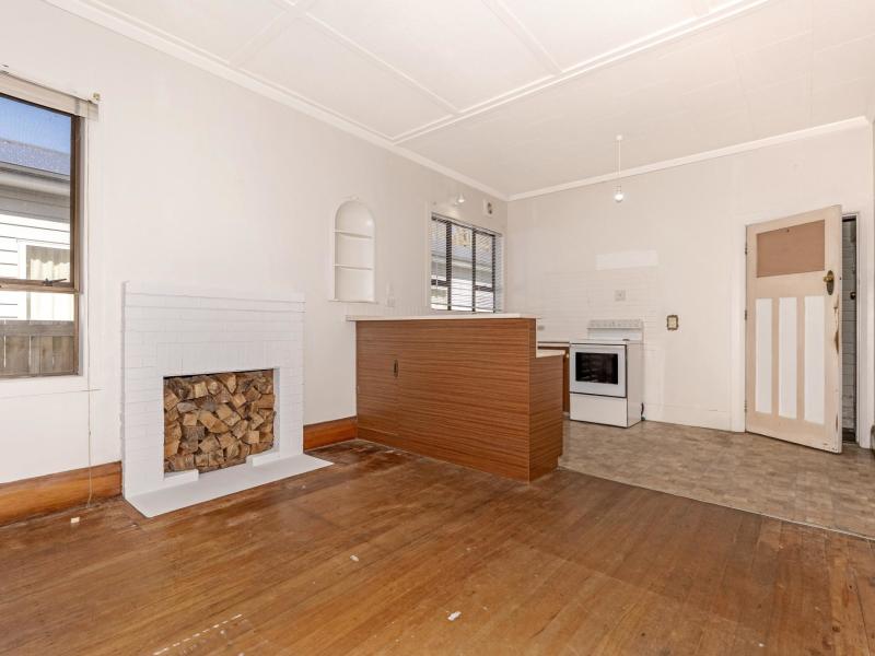 14 De Lautour Road, Kaiti