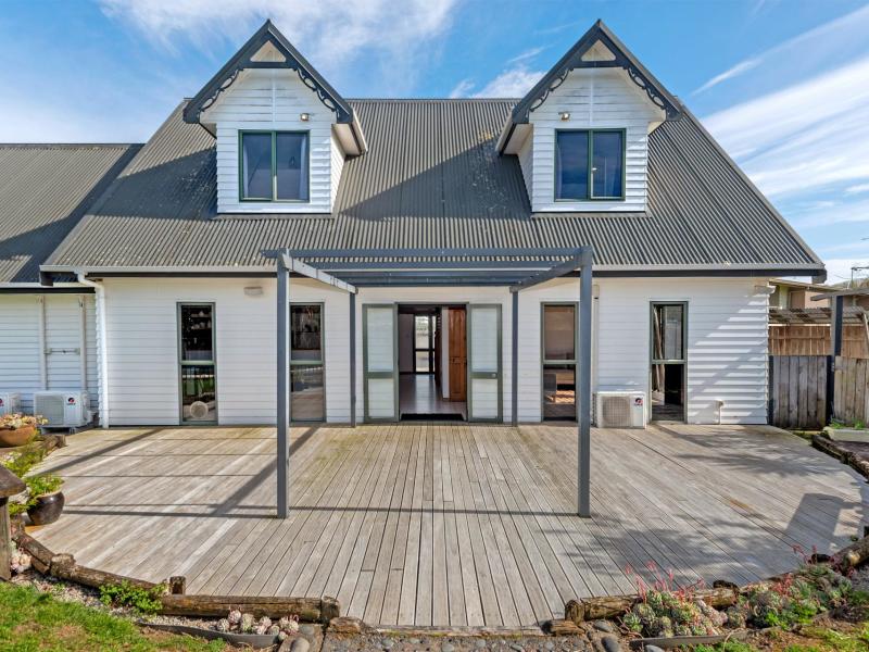 12 Ruru Avenue, Lytton West