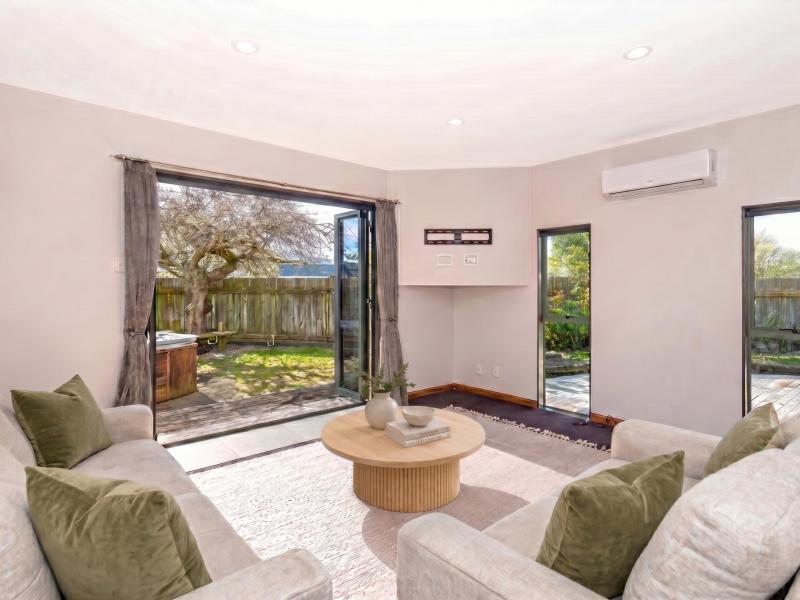 12 Ruru Avenue, Lytton West