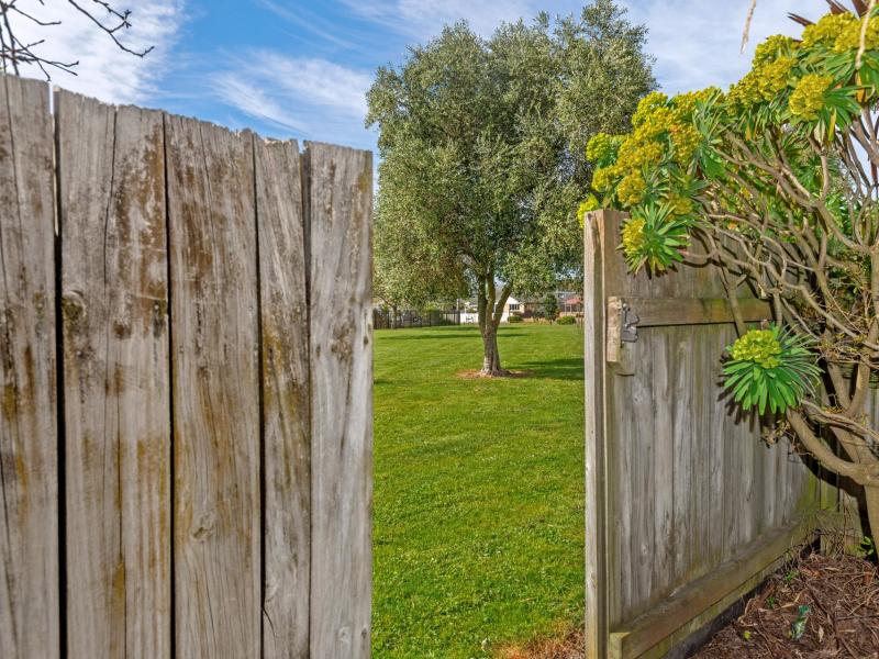 12 Ruru Avenue, Lytton West
