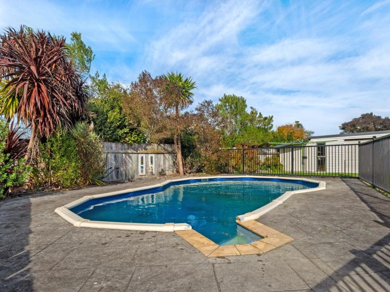 12 Ruru Avenue, Lytton West