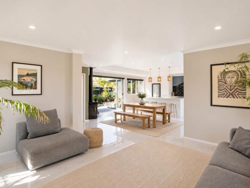 72 Hamilton Drive, Wainui Beach