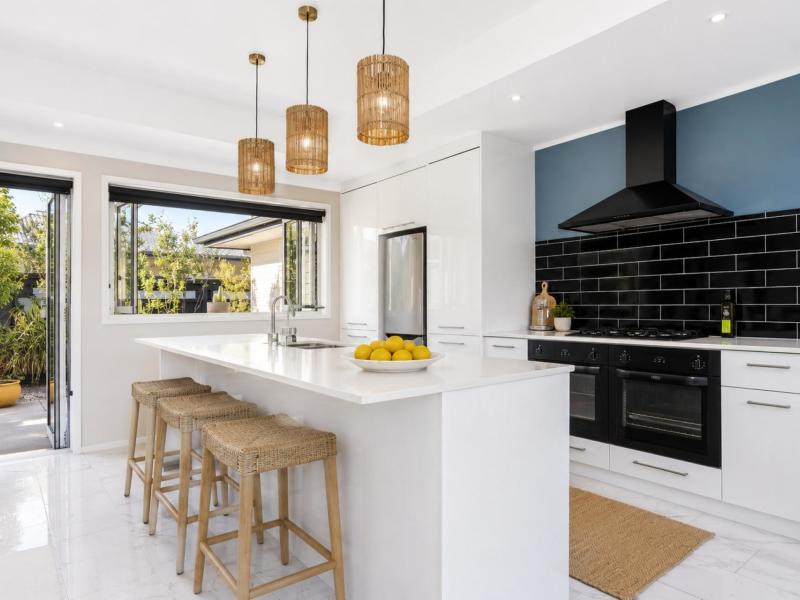 72 Hamilton Drive, Wainui Beach