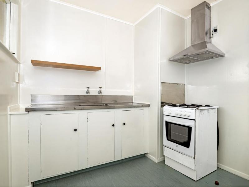 26,28,30 Cavendish Crescent, Outer Kaiti