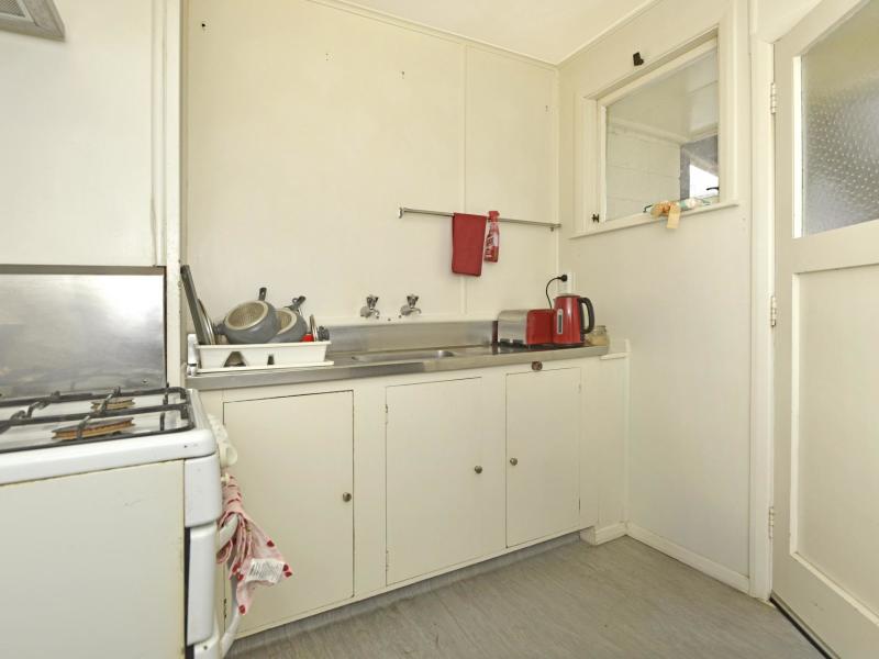 26,28,30 Cavendish Crescent, Outer Kaiti