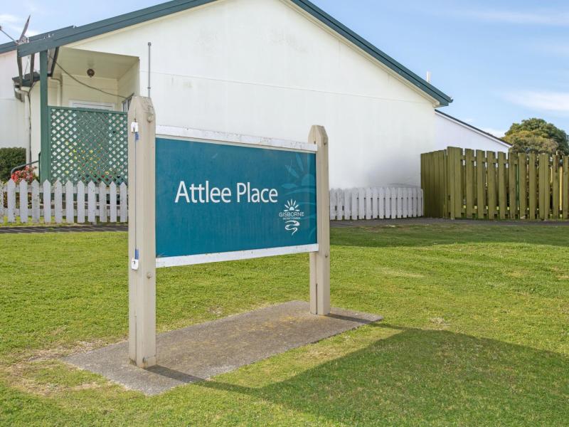 12 and 13 Attlee Place, Gisborne