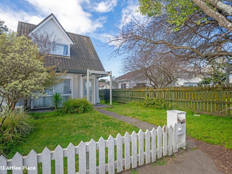 12 and 13 Attlee Place, Gisborne
