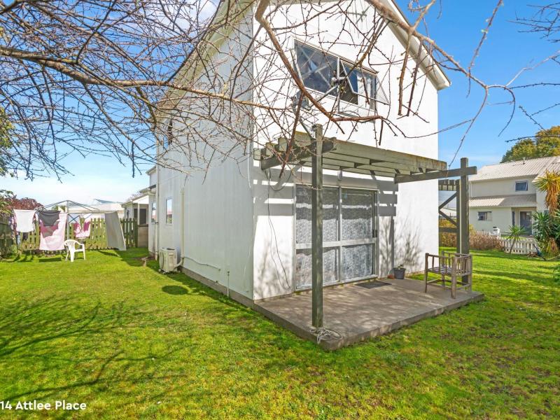 12 and 13 Attlee Place, Gisborne