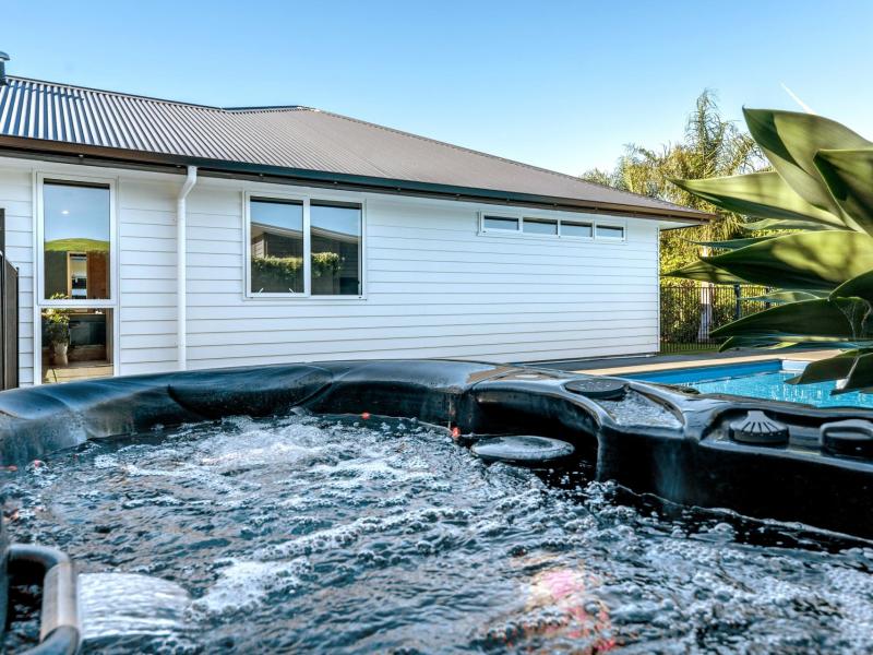 72 Hamilton Drive, Wainui Beach