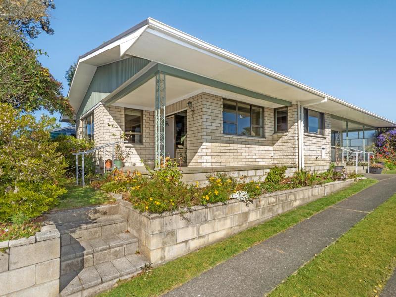 2-fergusson-drive-te-hapara