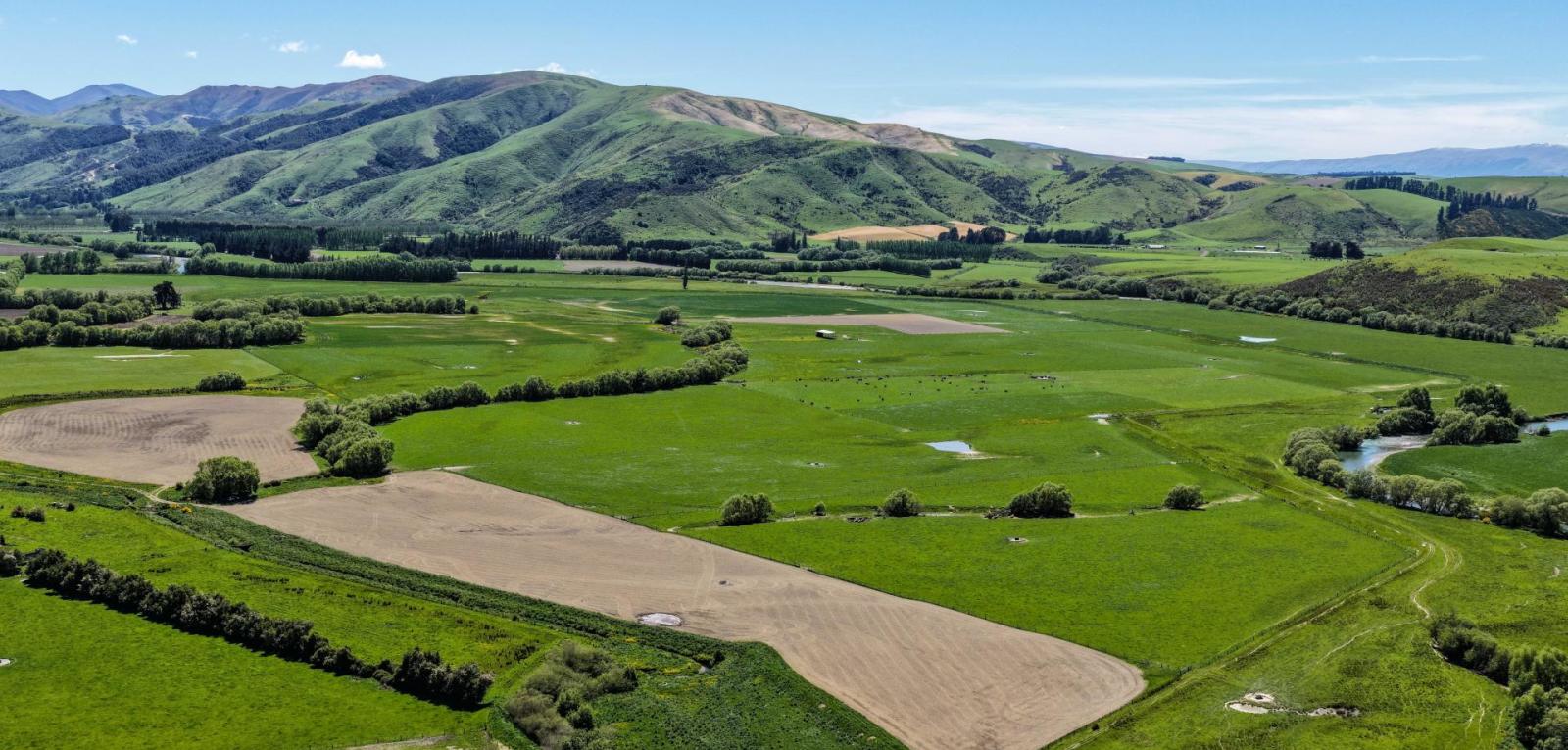 840 Ardlussa Cattleflat Road